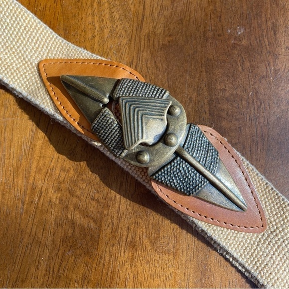 Vintage Omega Arrowhead Belt Arrow Metal Buckle Interlock Bronze Western Boho - Picture 2 of 5